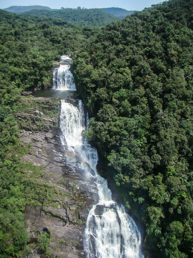 Cachoeira do Bracauí 1.jpg